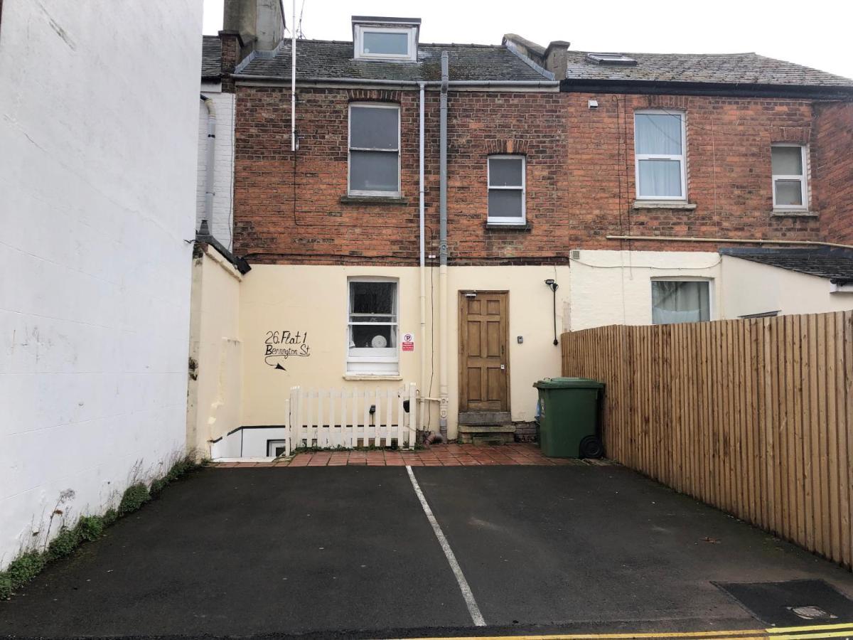 Comfortable Home Away From Home, Town Centre, Free Parking,Multiple Rooms Cheltenham Exterior photo