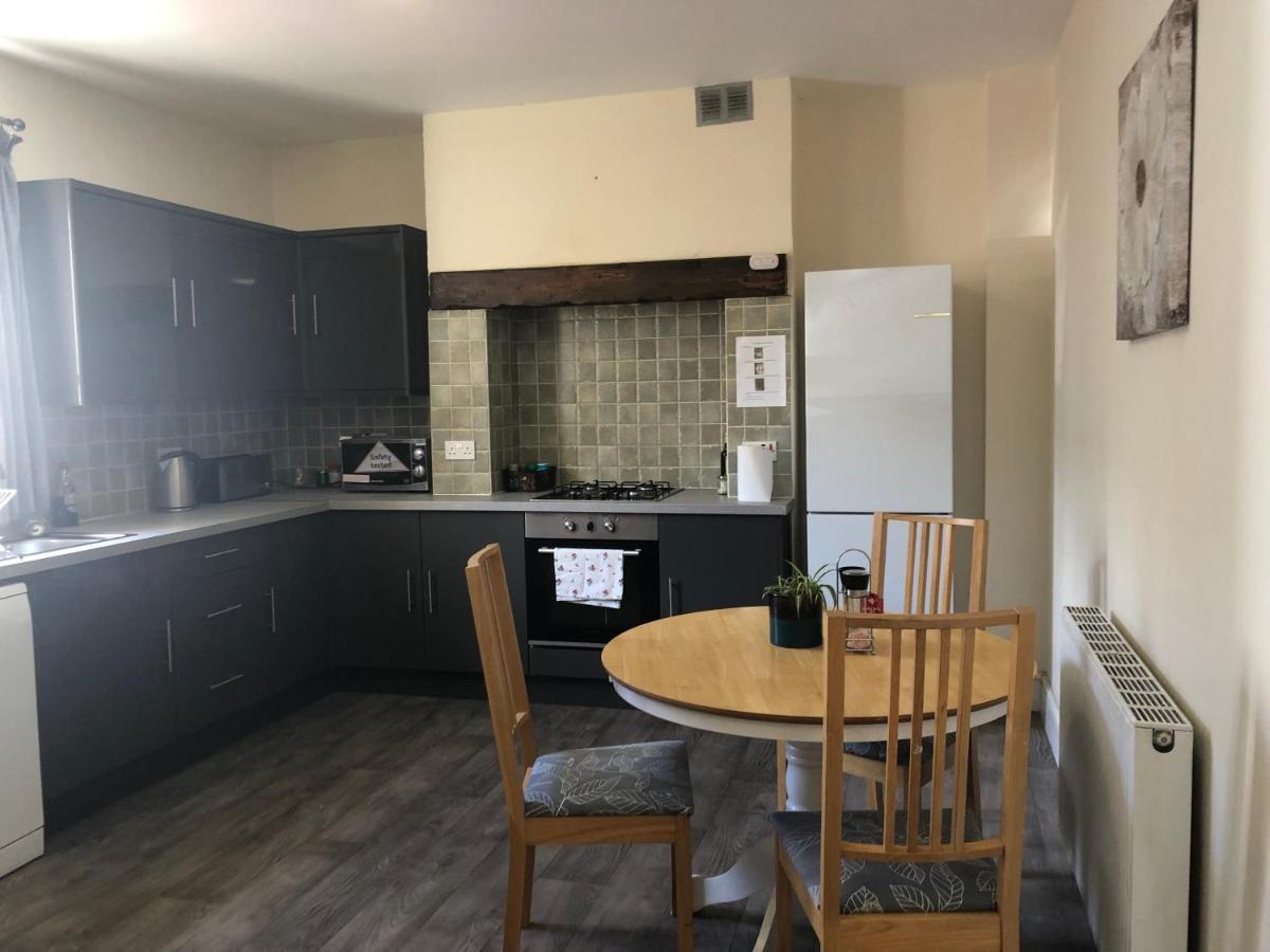 Comfortable Home Away From Home, Town Centre, Free Parking,Multiple Rooms Cheltenham Exterior photo