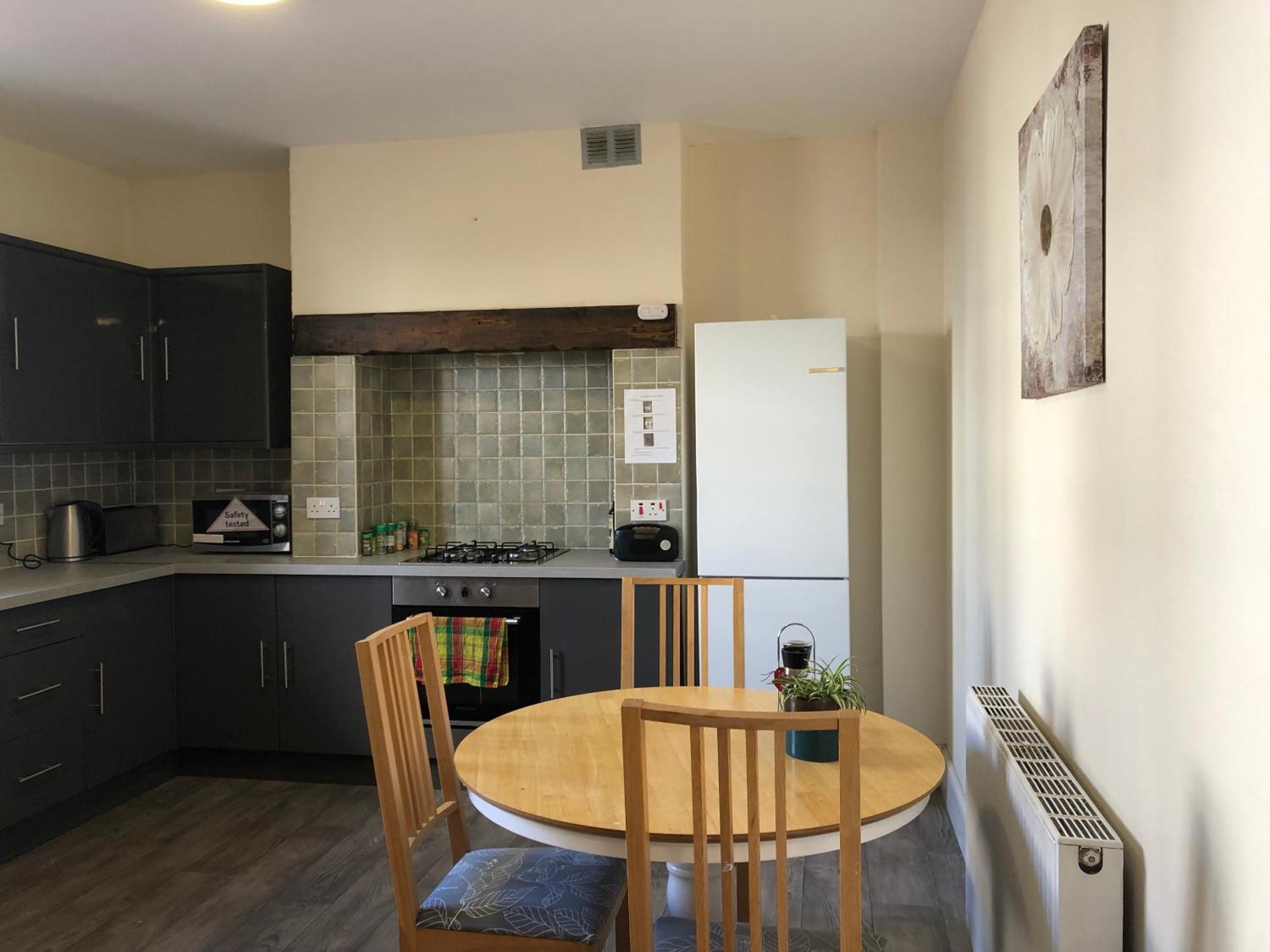 Comfortable Home Away From Home, Town Centre, Free Parking,Multiple Rooms Cheltenham Exterior photo